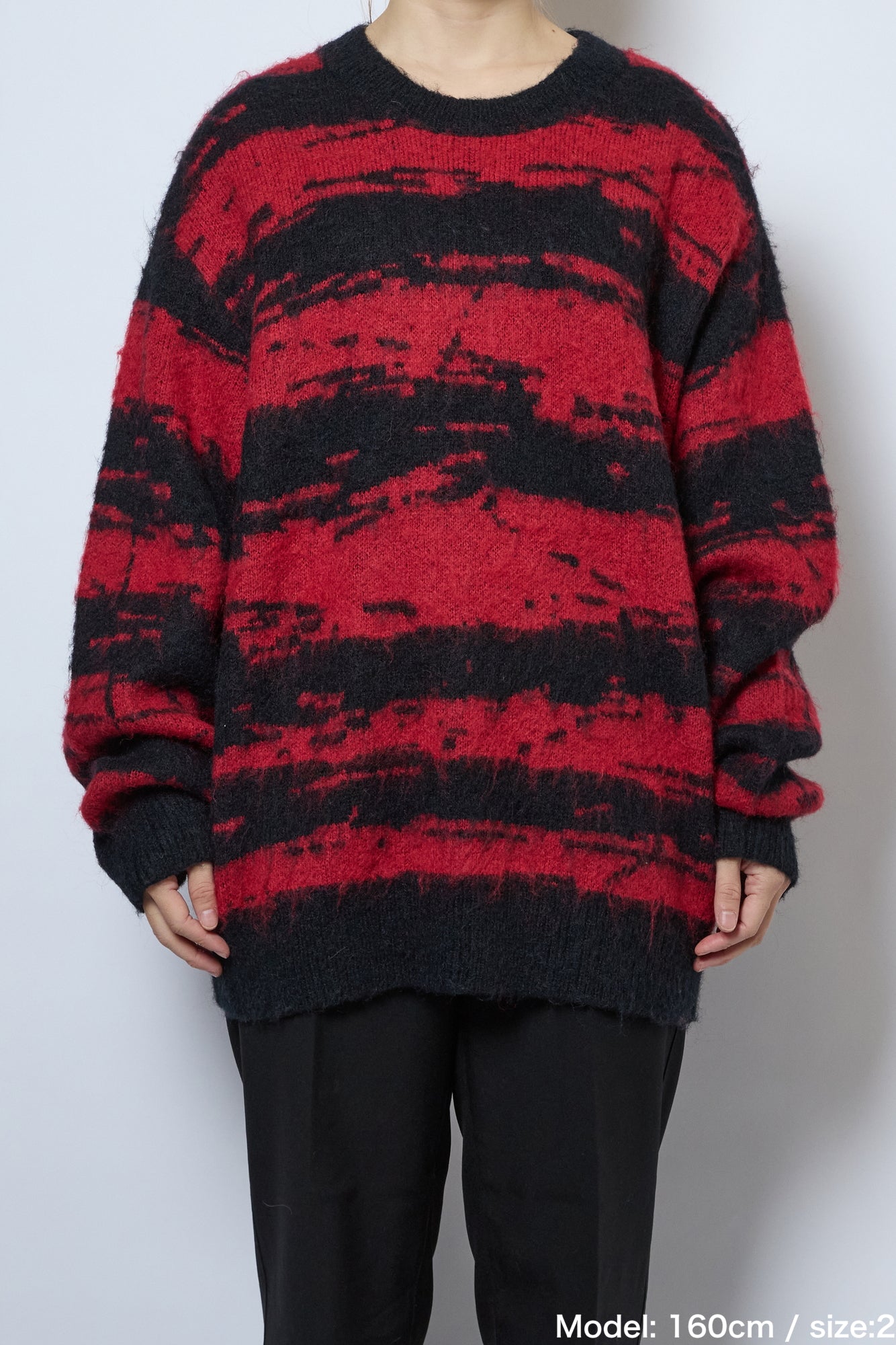 DISTORTED STRIPE KNIT