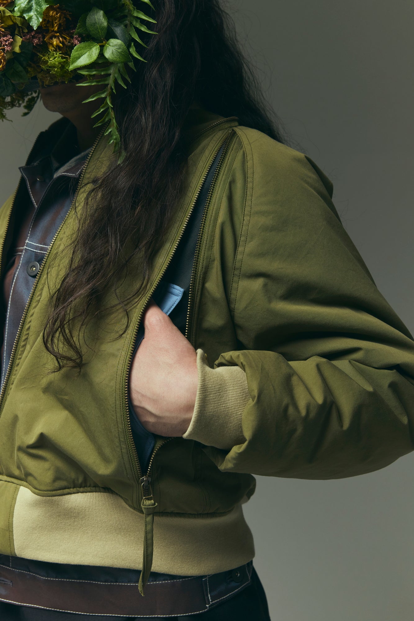 SLIT POCKET ZIP JACKET