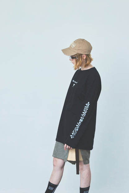 "MEGALOMANIA" L/S TEE