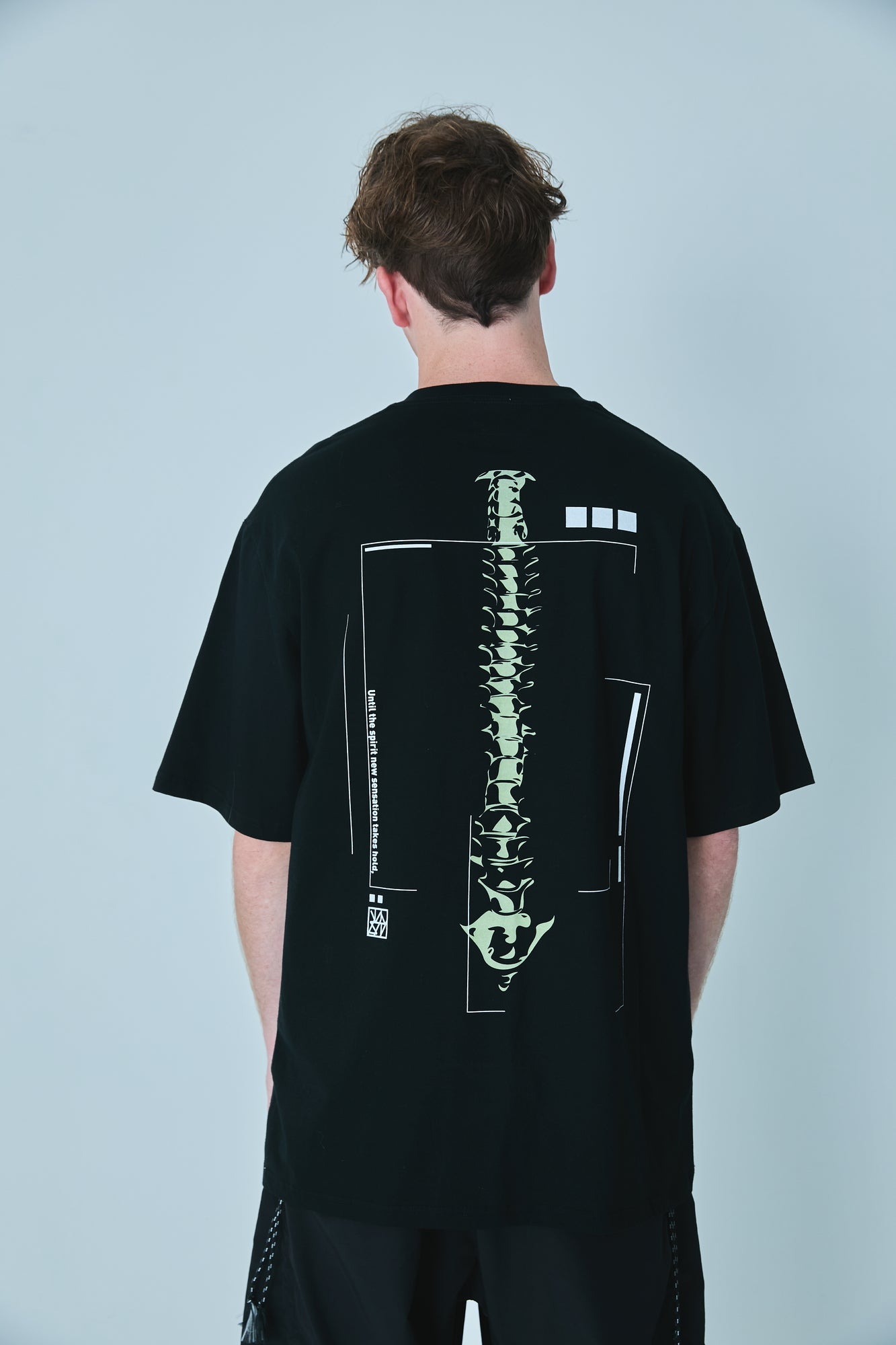 "MIRAGE" TEE