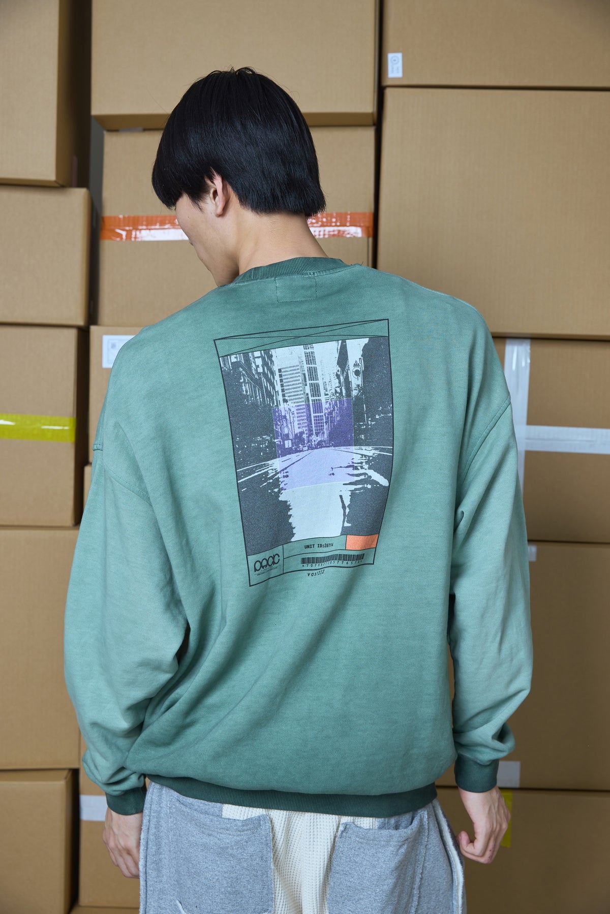 "PACK" SWEATSHIRT