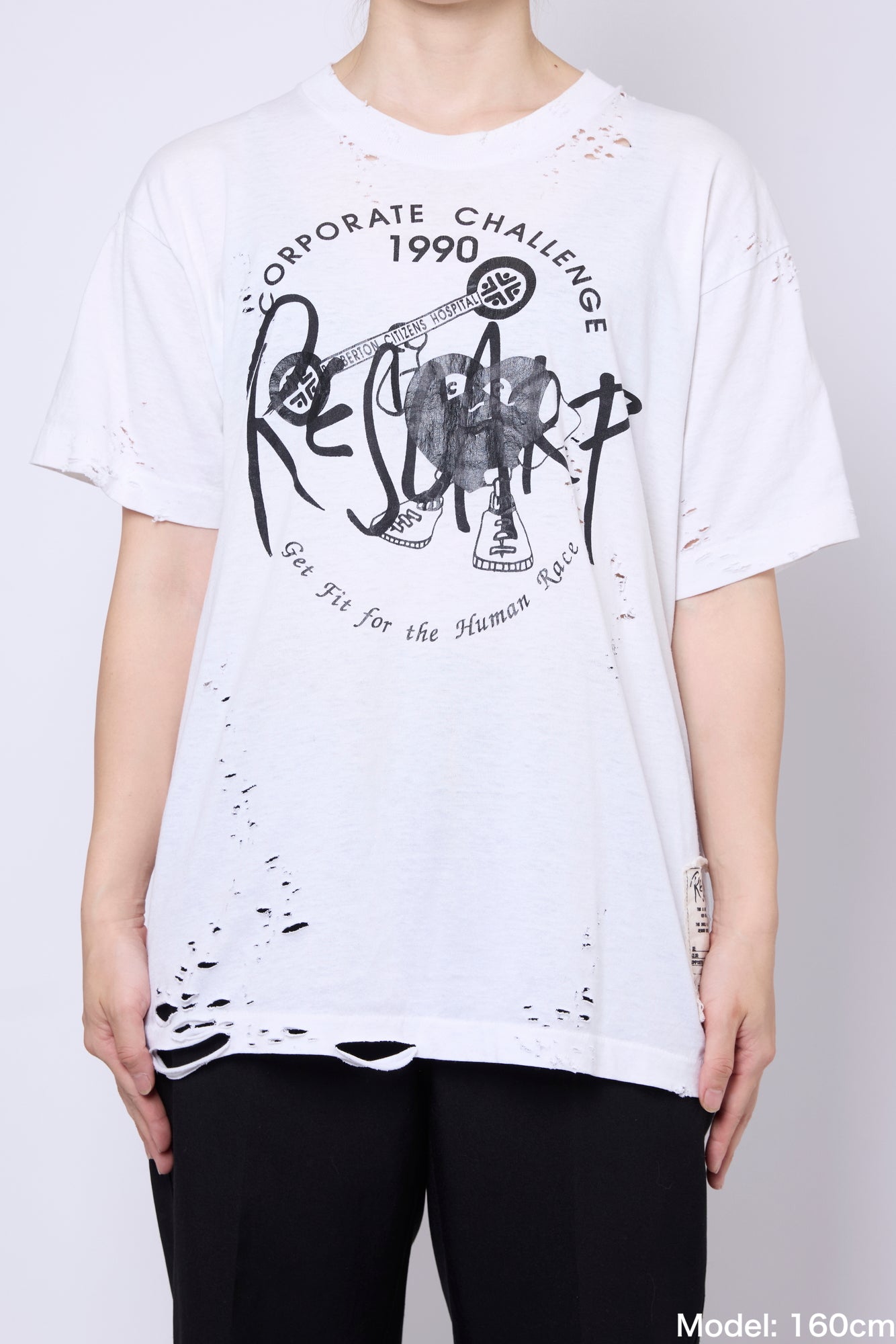 DAMAGED TEE