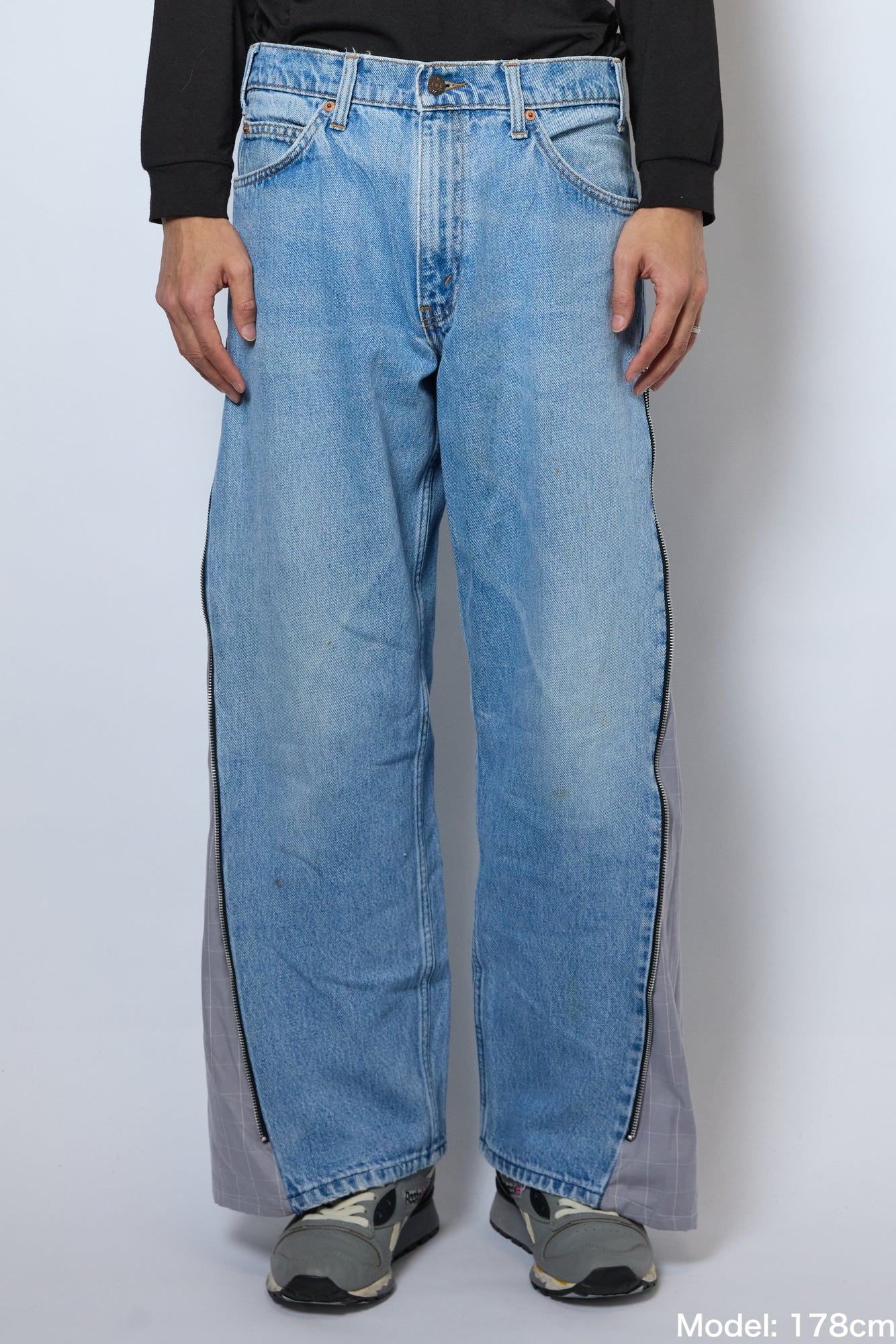 SIDE ZIP FLARE PANTS