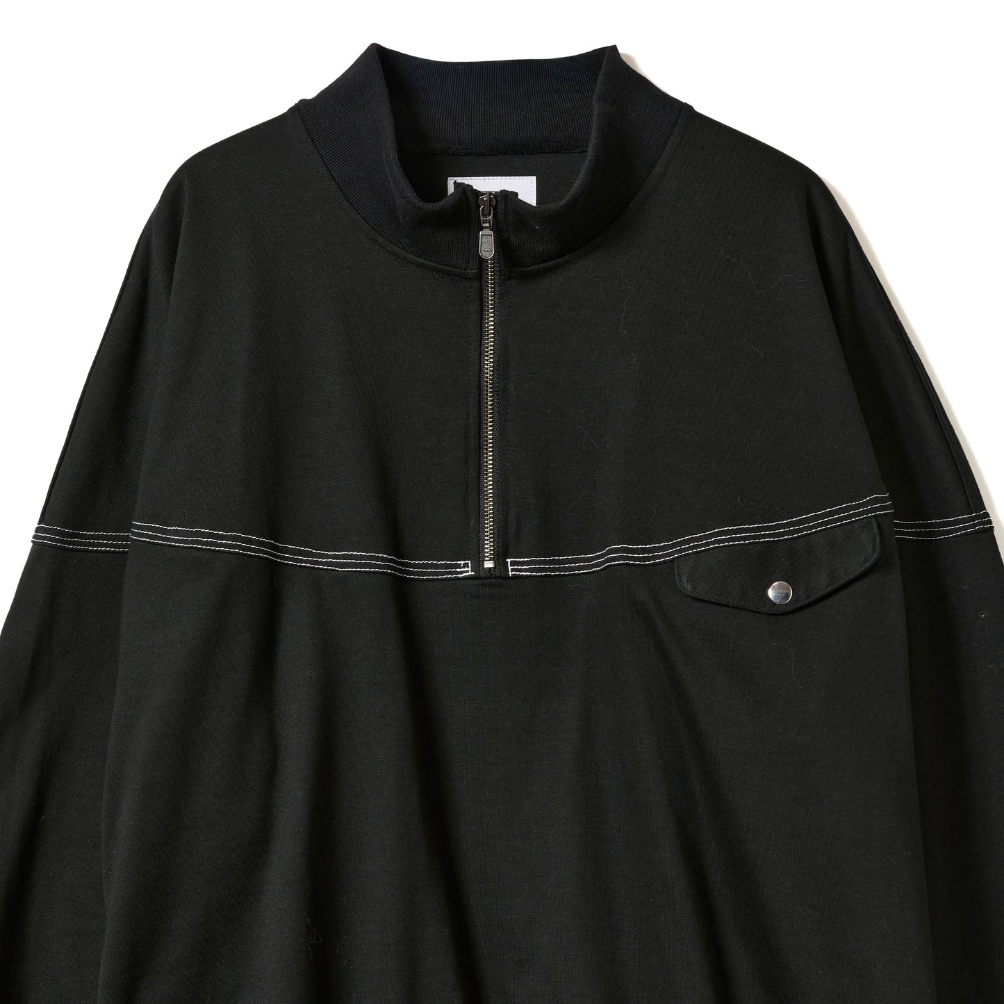 ROUND CUT HALF ZIP TOPS
