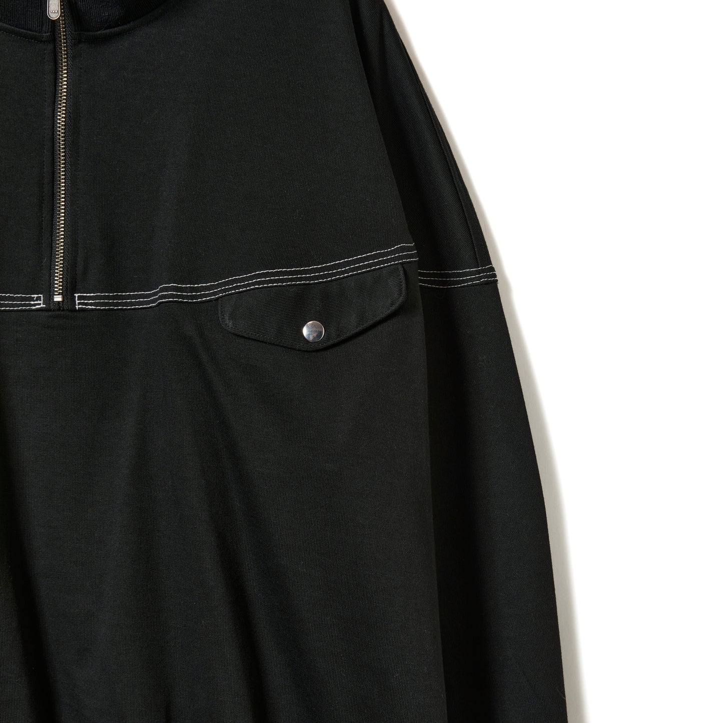 ROUND CUT HALF ZIP TOPS