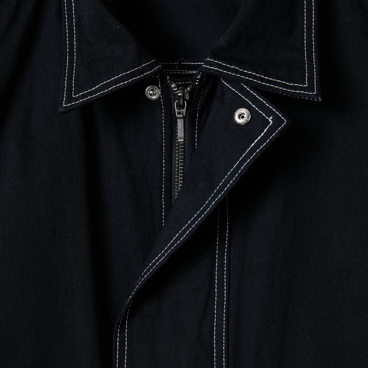 CROPPED DENIM JACKET