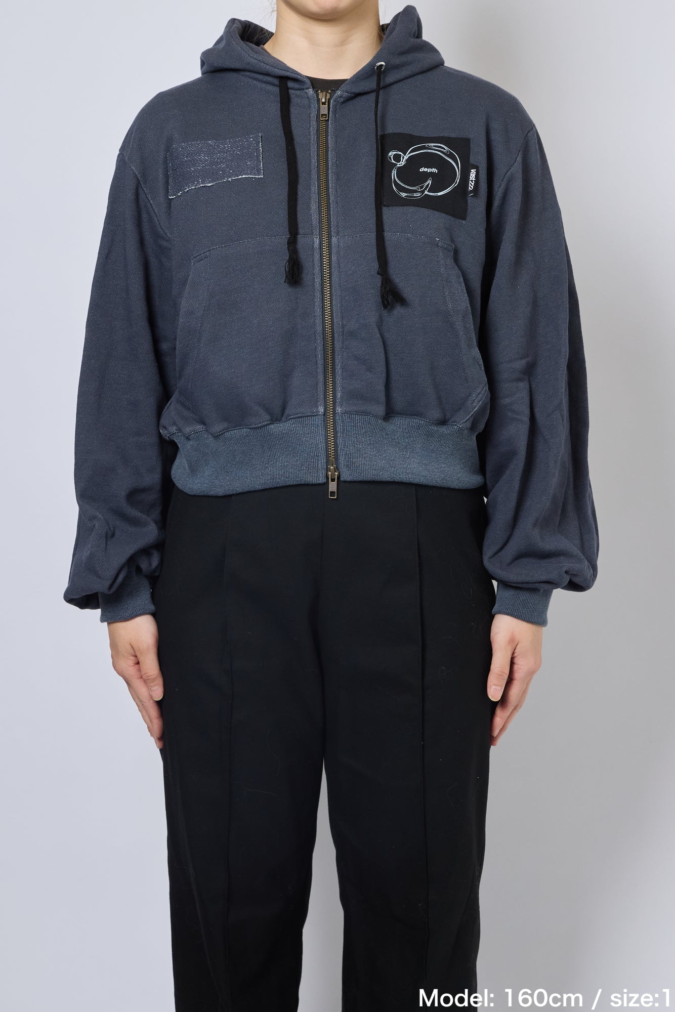SHORT ZIP PARKA