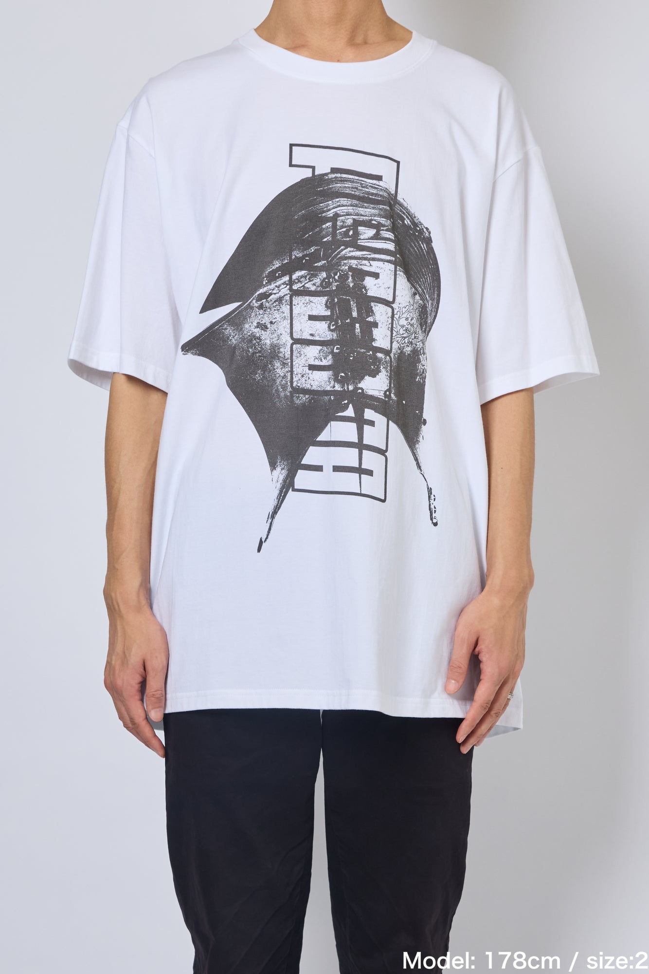 "PERSONA" TEE