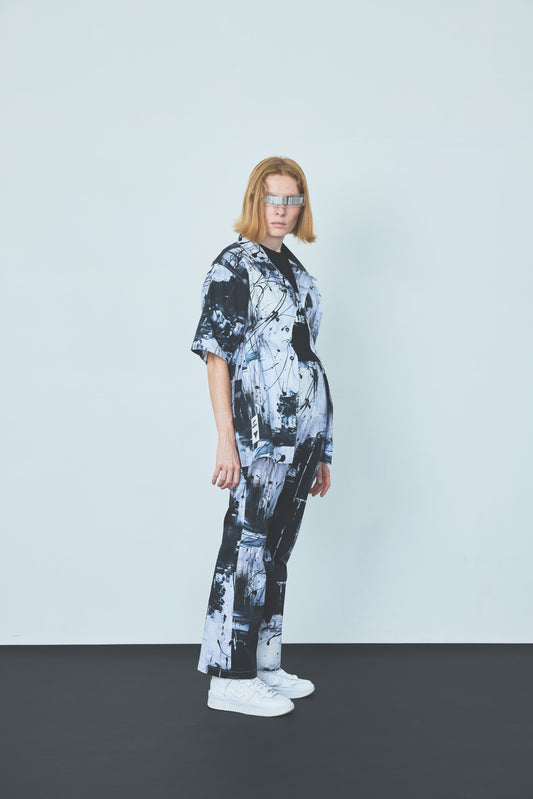 ”OoS" TEXTURE FLARE PANTS